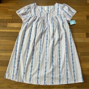 Lavender & Blue Floral Stripe Nightgown Size XL new with tags